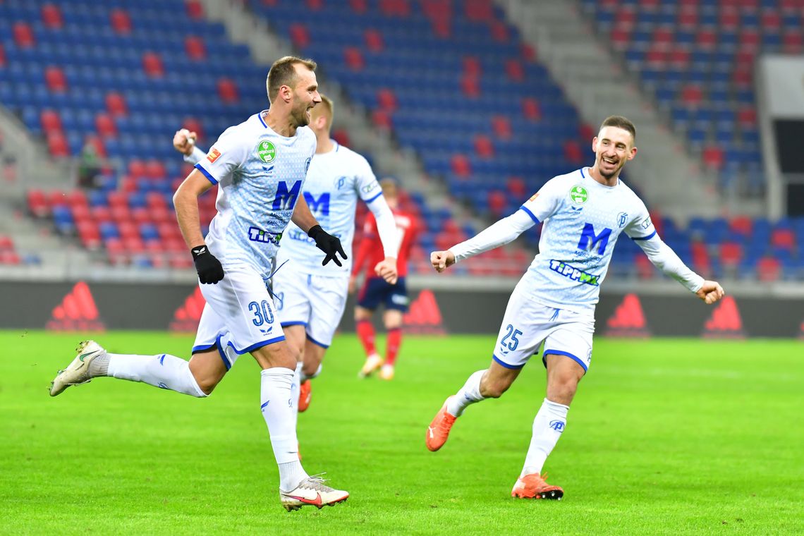 Bombagól és robinzonád