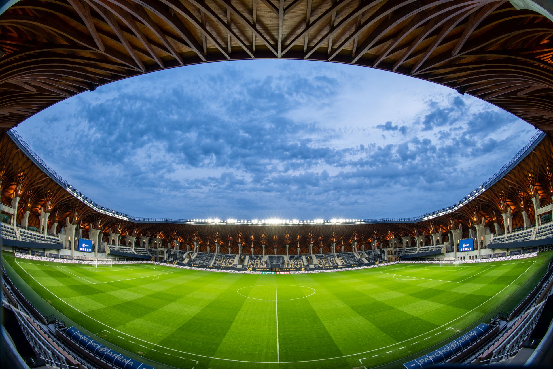 Két világ találkozásánál – tízéves a Pancho Aréna