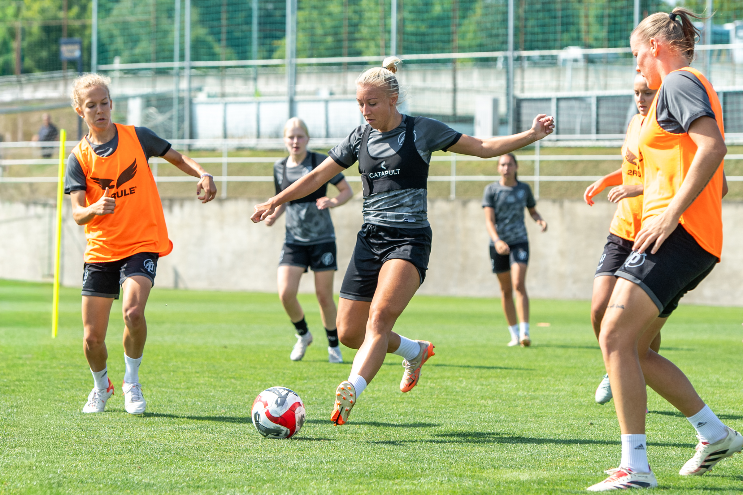 Hétvégén rajtol a női bajnokság