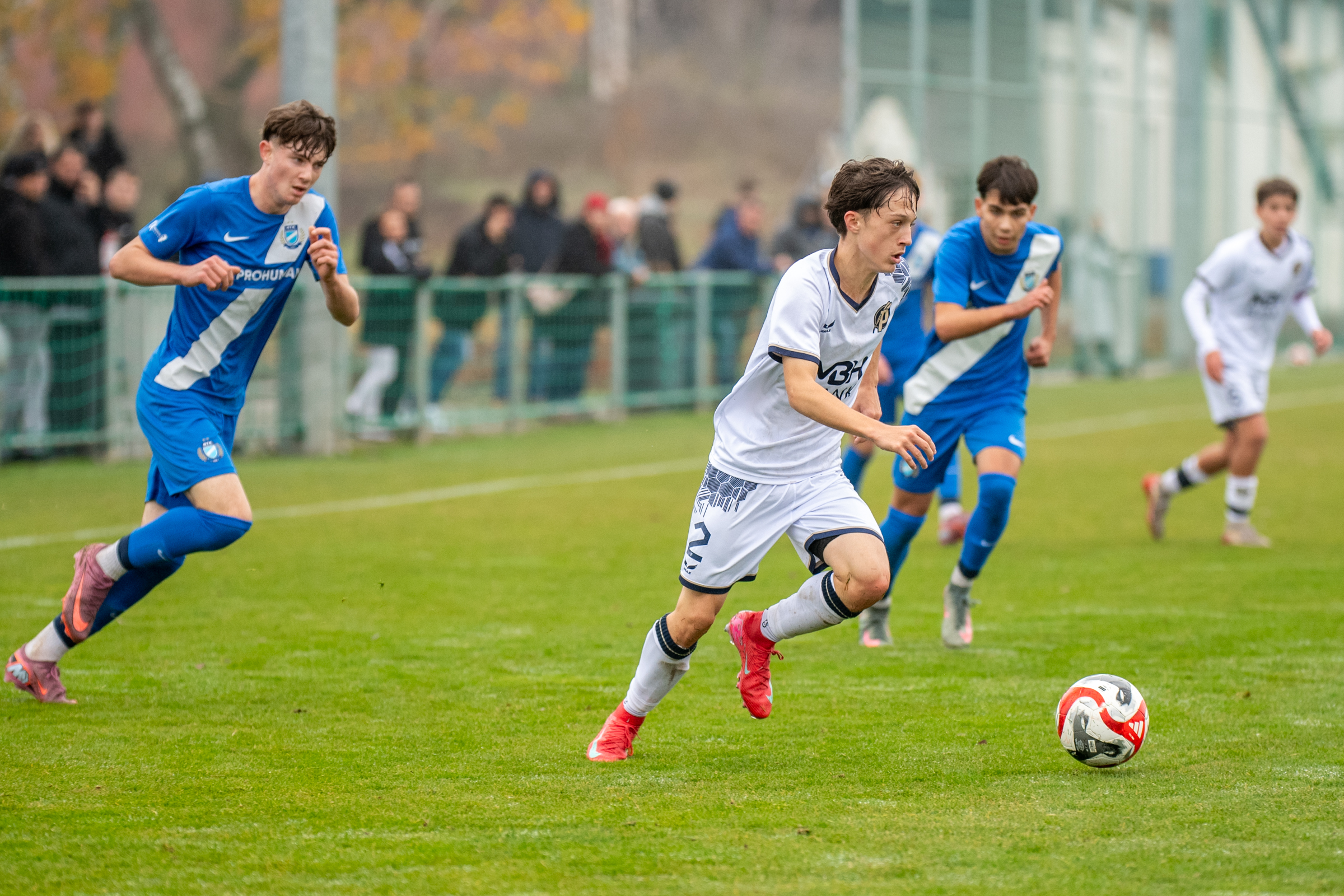 Utánpótlás-eredmények